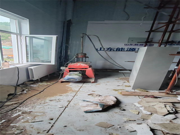 息烽地基基础下沉墙体裂缝加固注浆顶升施工